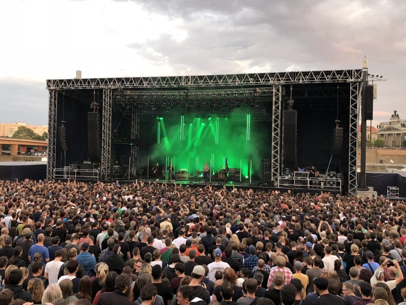 Ihre Wache QotSA04